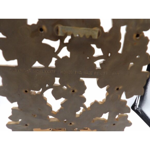 Easel- Homeco Inc.- Floral Vines on Wood Tone Plastic- Vintage 1984 #6087 - Picture 3 of 8